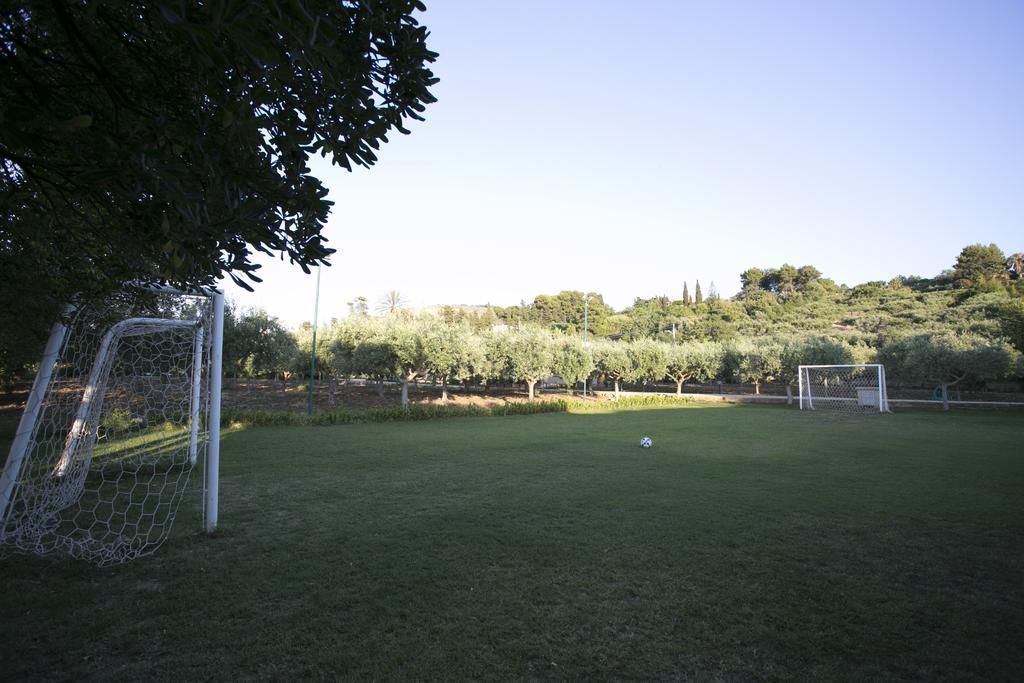 Baglio Sant'Andrea Bed & Breakfast วาลเดอรีส ภายนอก รูปภาพ